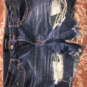Ashley Mason distressed jean short